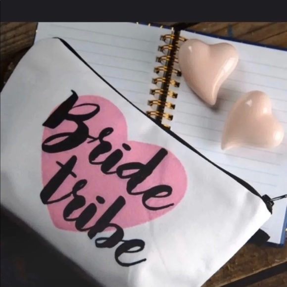 *Sold*Bridal Cosmetic Bag Bundle - Picture 2 of 10